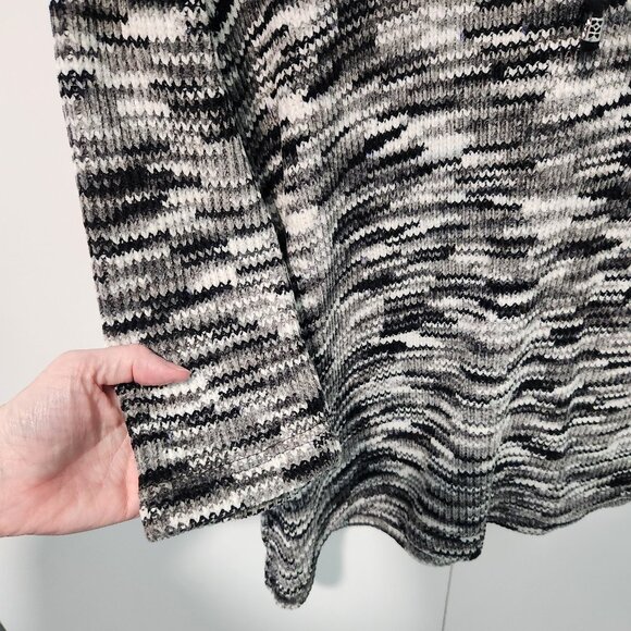 Alfred Dunner Black White Gray Long Sleeve Cowl Neck Pullover Sweater Small - Picture 4 of 7